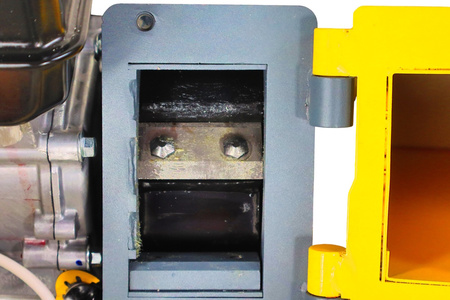 MASTERCUT GBK-50 ROZDRABNIACZ SPALINOWY REBAK DO GAŁĘZI 50mm - GBK-50 - FASHION GARDEN - OFICJALNY DYSTRYBUTOR