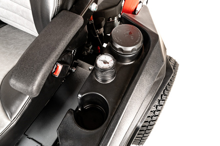 Traktorek Cedrus ZERO-SKRĘT C-TRAC-Z132 Loncin LC2P82F V-TWIN deck 132cm