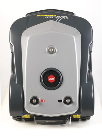 Kosiarka automatyczna Wiper P Series + osłona stacji ładującej