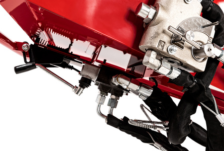 ROZDRABNIACZ SPALINOWY CEDRUS RB05 PRO-HE REBAK DO GAŁĘZI Z PODAJNIKIEM HYDRAULICZNYM RB 05 12cm - 15 KM CEDRUS RB05 PRO-HE -  FASHION GARDEN - OFICJALNY DYSTRYBUTOR - AUTORYZOWANY DEALER CEDRUS