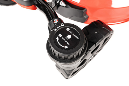 Kosiarka Cedrus CEDKS51S-ZT z napędem skrętne przednie koła